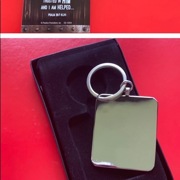 Men of God Make a Difference Boxed Keychain - Picture 4 of 4